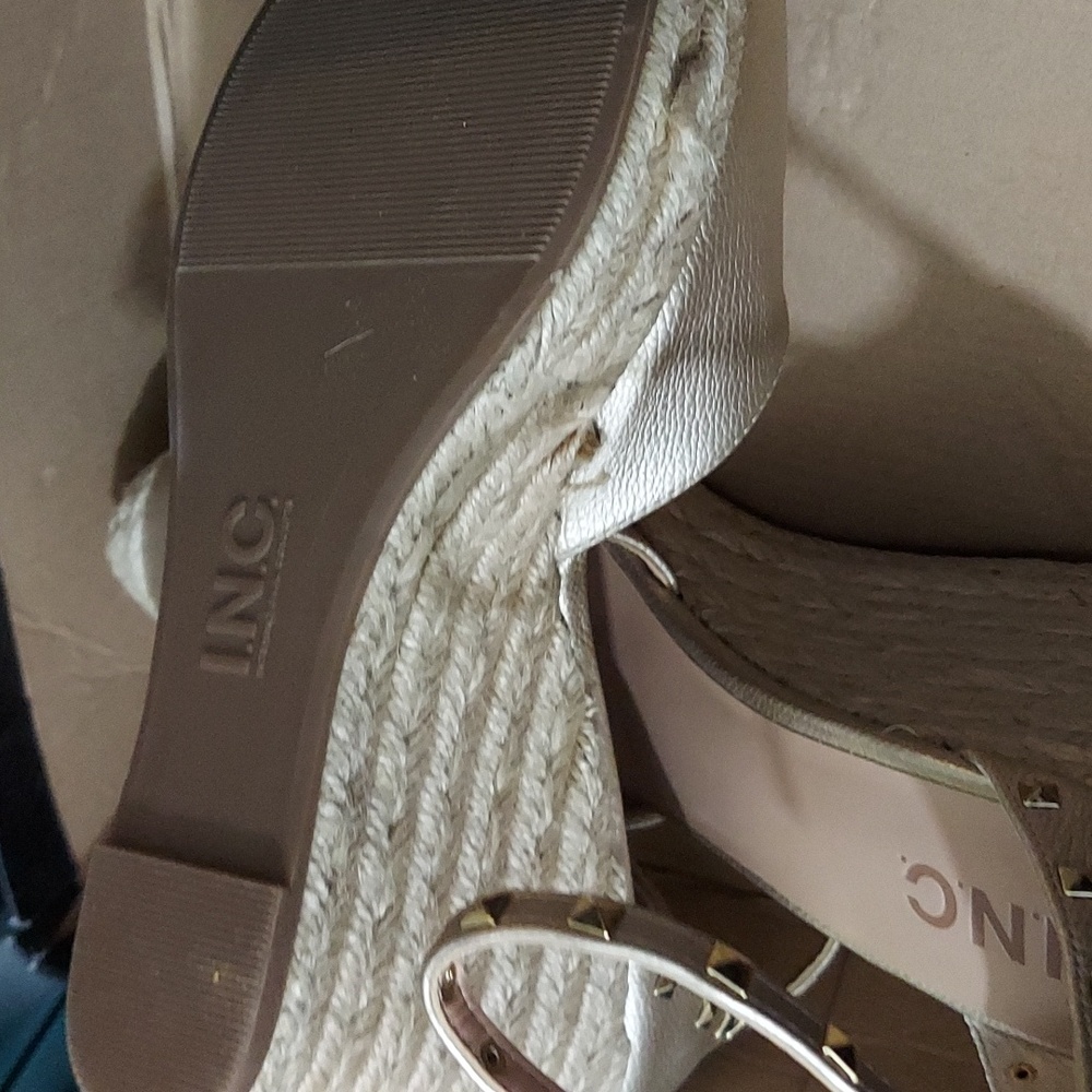 PRODUCT Inc International Concepts Masin Closed-Toe Wedge Espadrilles,Used once - Picture 8 of 8
